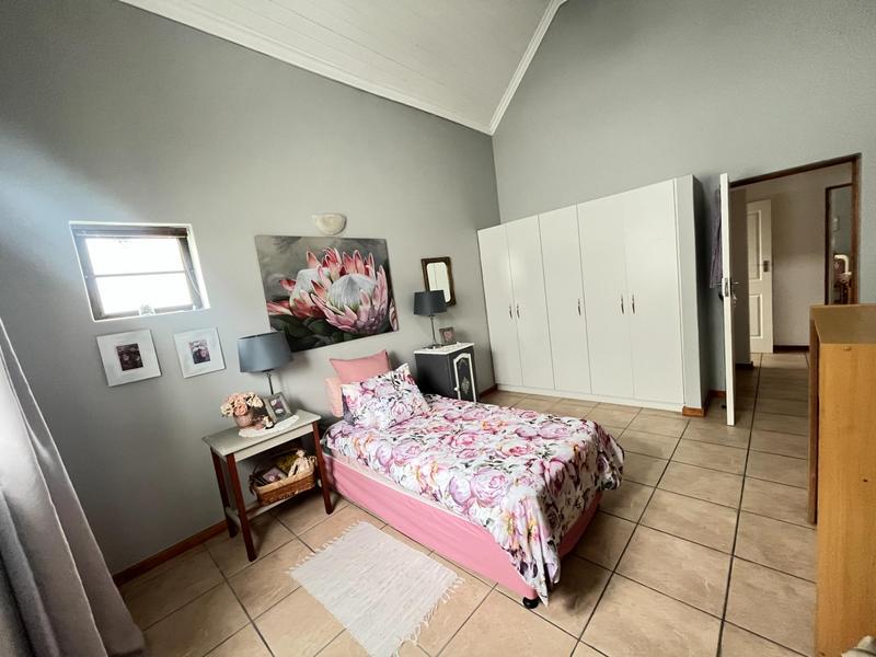 3 Bedroom Property for Sale in Dwarskersbos Western Cape